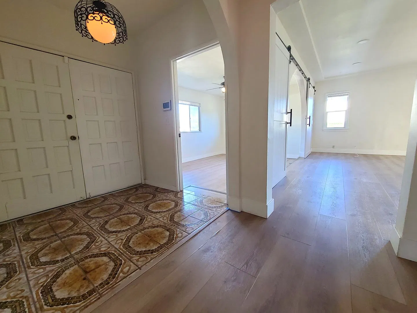 Spacious Single-Story 3-Bedroom Home in Colton! — Photo 4