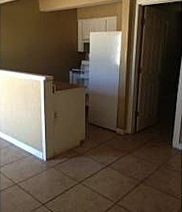 2nd image of 1708 W Yuma St APT 2