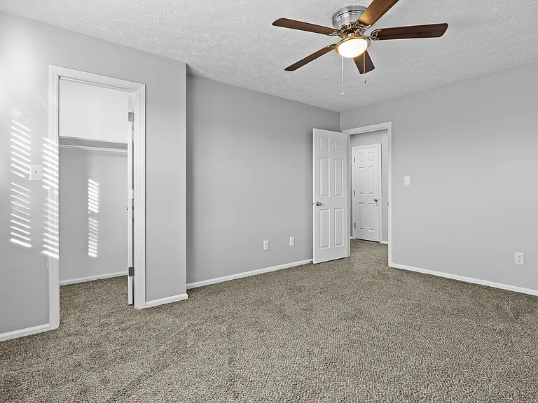 Mt. Tabor Apartments — Photo 38