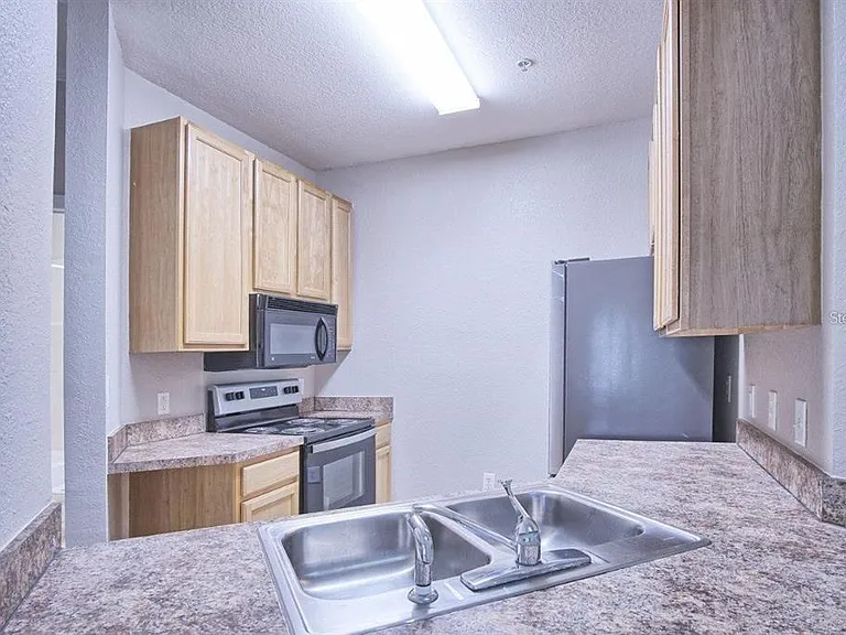 10019 Courtney Palms Blvd #302 — Photo 4