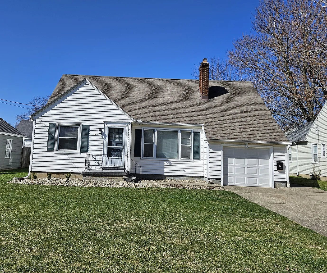 387 Belvedere Ave SE photo 1