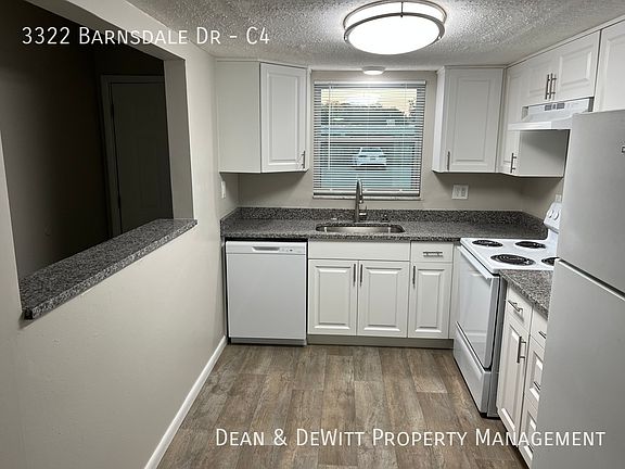 4th image of 3322 Barnsdale Dr #C4