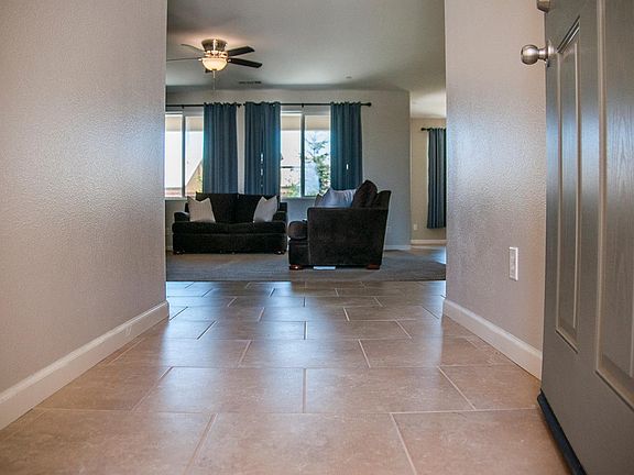 5th image of 3556 Sunnyview Ave