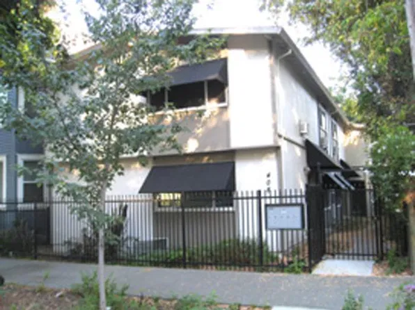 408 15th St APT 1, Sacramento, CA 95814