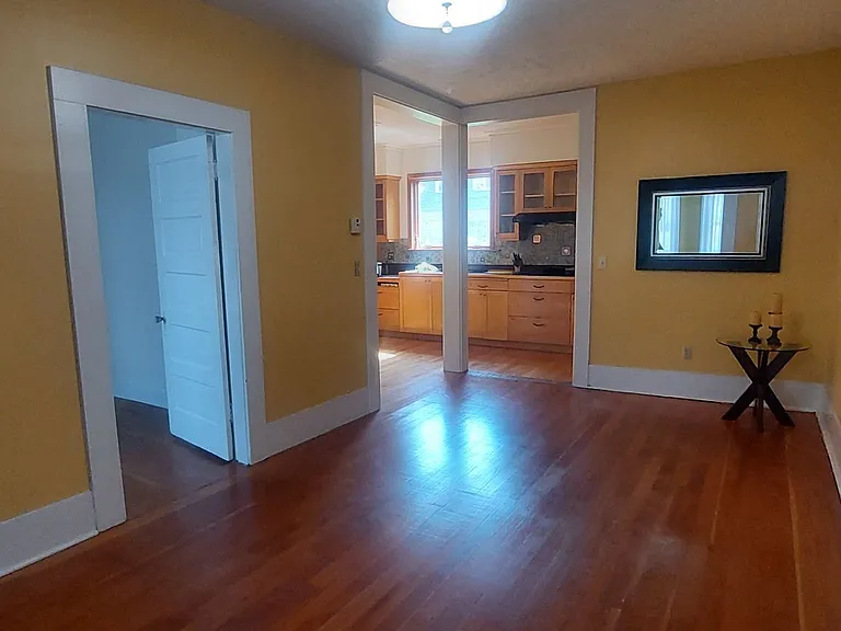 1614 Eldridge Ave — Photo 18