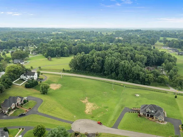 34 Pear Tree Ct, Scottsville, KY 42164