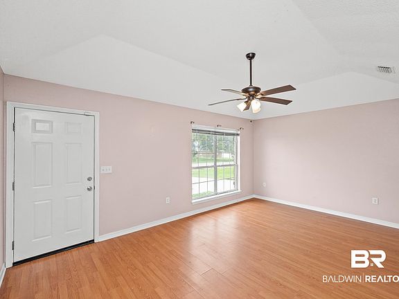 4th image of 8913 Caitlin St