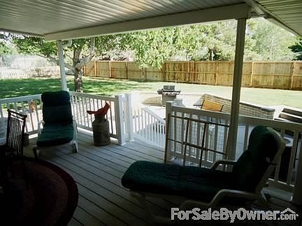 Dining Area
						:
						Looking at large dining area from stairwell area.