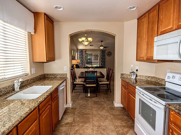 12754 W Desert Mirage Dr — Photo 19