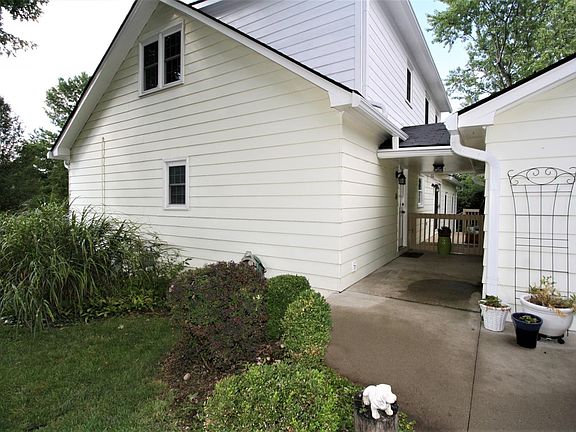 3rd image of 3416 Freeland Dr