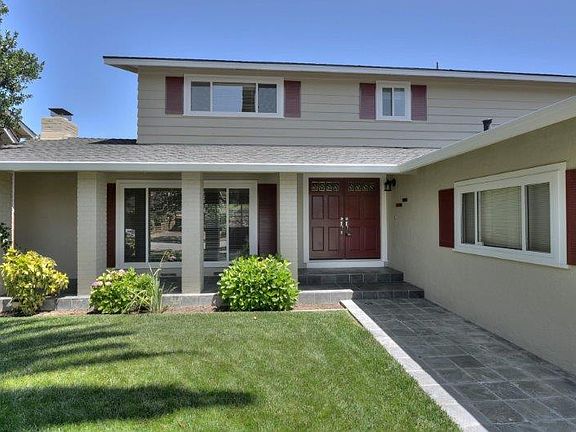 3rd image of 3565 Amber Dr