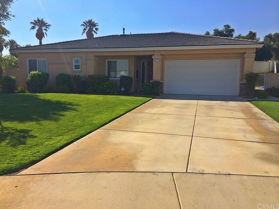 1st image of 3374 Chrisann Cir