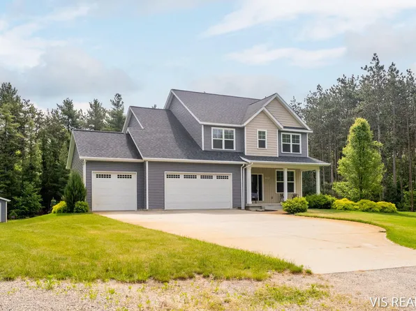9340 Freedom Dr, West Olive, MI 49460