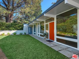 285 Foothill Ave, Sierra Madre, CA 91024