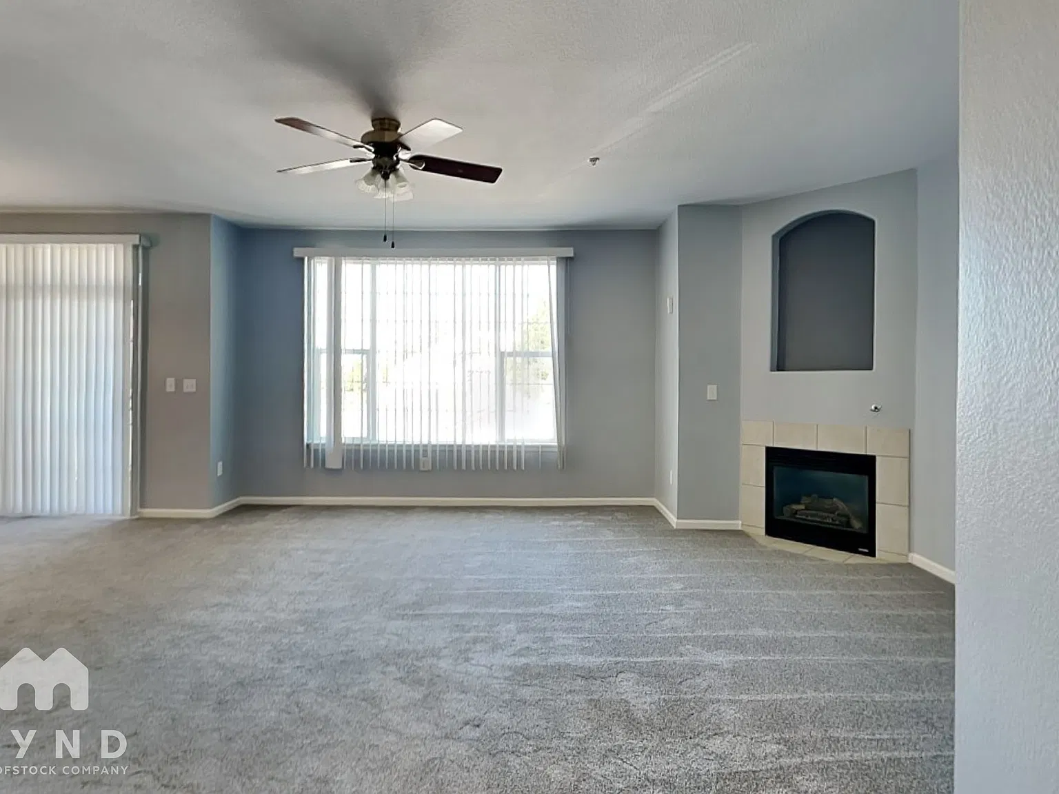 2 bed, 2.0 bath, 1232 sqft, $1,945 — Photo 4