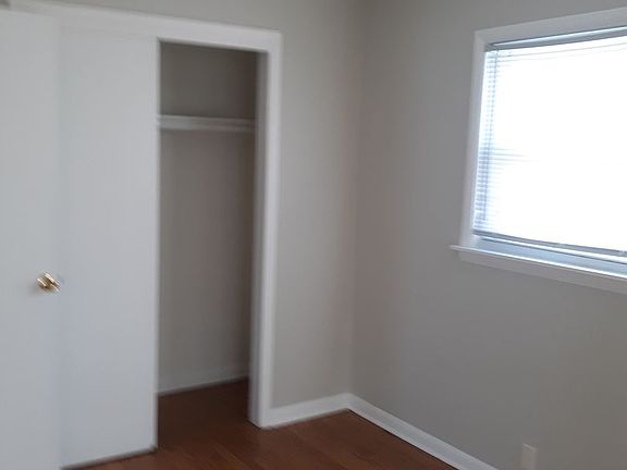 5th image of 17333 Roy St