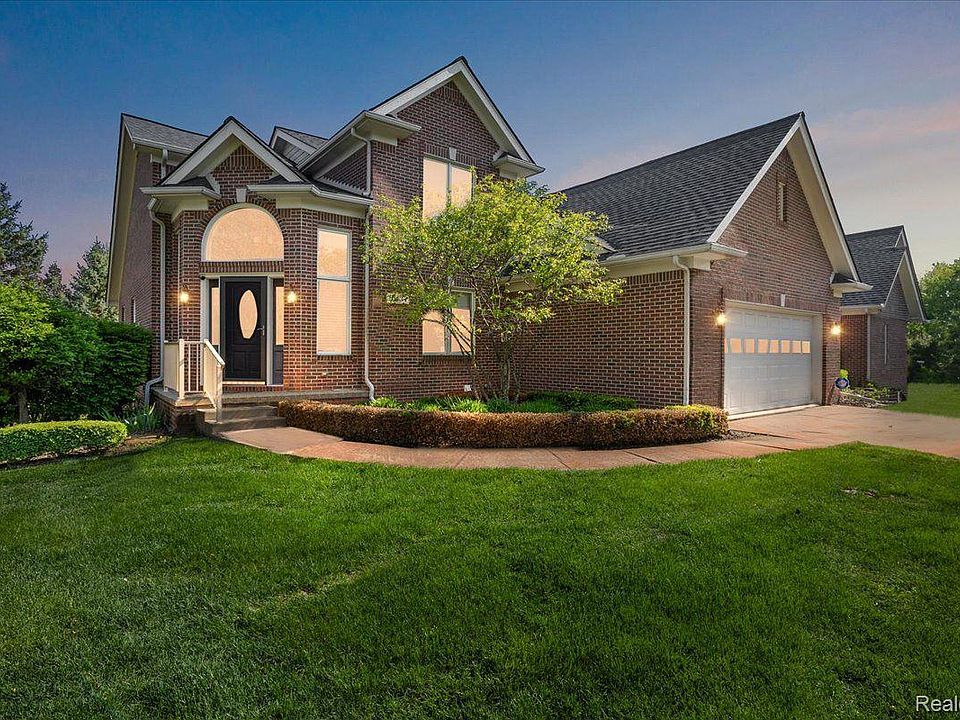 1st image of 10434 Cornerstone Dr