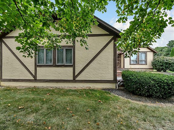 5th image of 354 Lawnwood Dr
