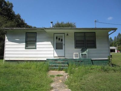 2418 Airport Rd, Oakdale, TN, 37829