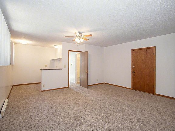 3rd image of 1341 E St #2X2