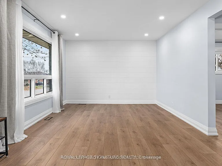 480 Browning St — Photo 2