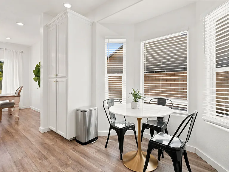 11505 Equinox Ave — Photo 18