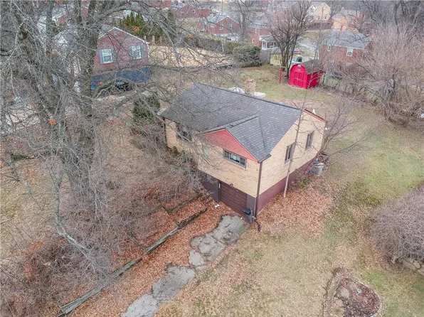 1275 Balmoral Dr, Pittsburgh, PA 15237