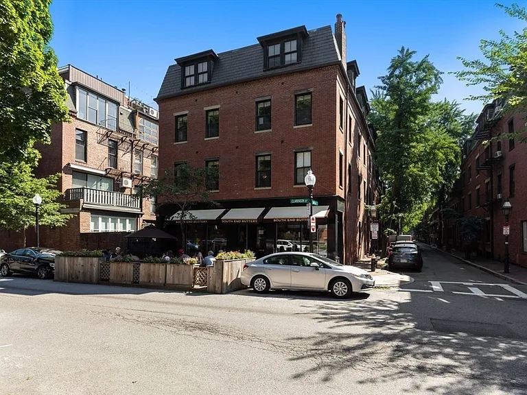 57 Gray St #1 — Photo 4