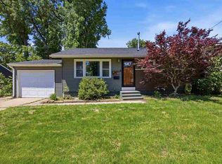 1111 Harold Dr SE, Cedar Rapids, IA 52403