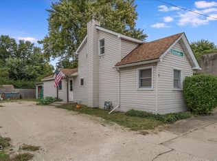 5 E Front St, Newark, IL 60541