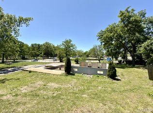 2215 Maxville Ln, Arnold, MO 63010