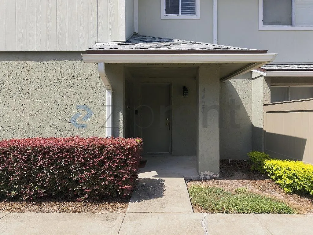 2 bed, 960 sqft, $1,800 — Photo 4