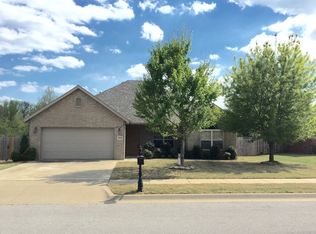 4219 W Puppy Creek Dr, Fayetteville, AR 72704