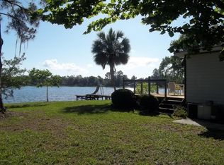 186 Violet Cir, Interlachen, FL 32148