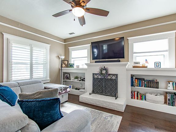 3rd image of 231 E Mayes Street