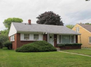 10618 W Michigan St, Wauwatosa, WI 53226