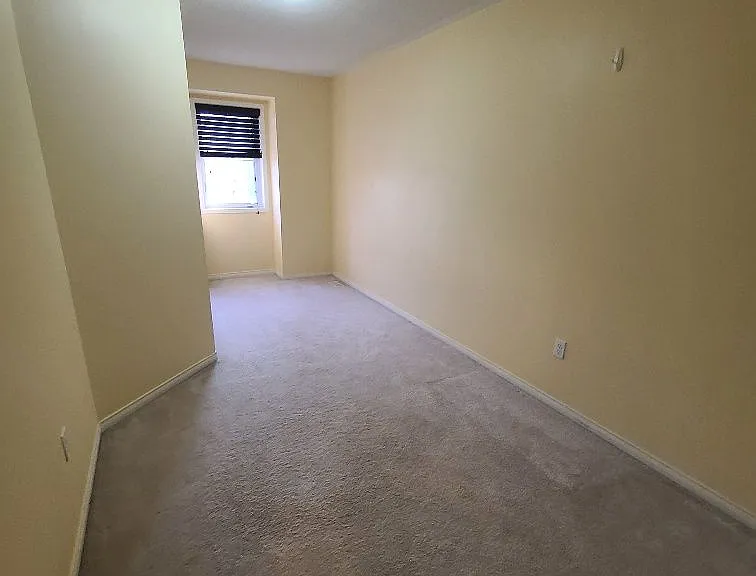 30 Burtonbury Ln — Photo 14