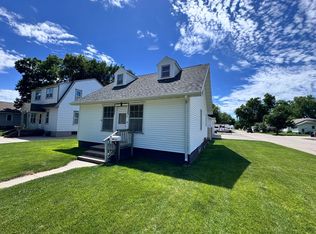 1418 Avenue C, Gothenburg, NE 69138
