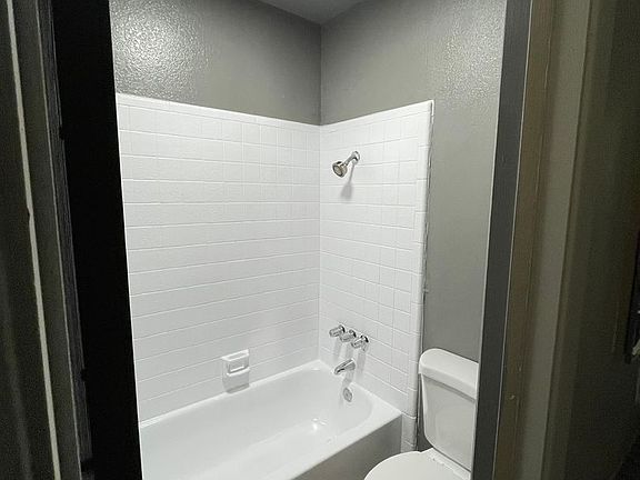 4th image of 30 E Camino Villas Unit 104