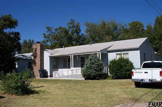 1st image of 414 W Mulberry Ave
