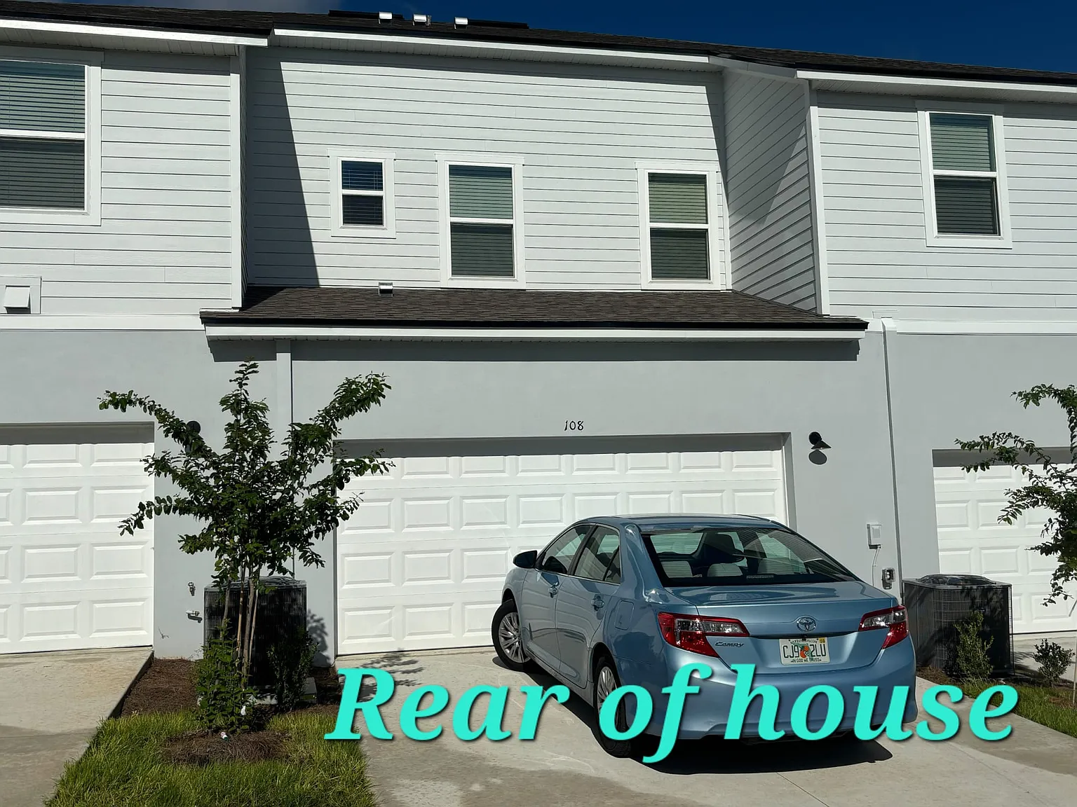 3 bed, 2.5 bath, 1476 sqft, $2,100 — Photo 2
