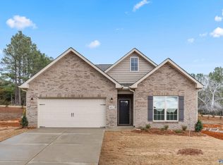 4012 Rockland Cir SE, Owens Cross Roads, AL 35763