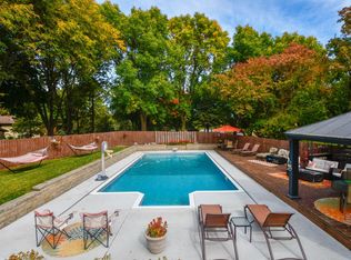 112136 Haering Cir, Chaska, MN 55318