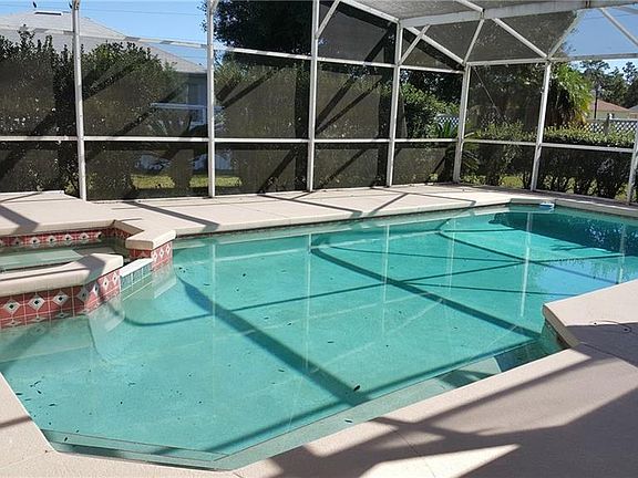 2nd image of 802 Hastin Pl