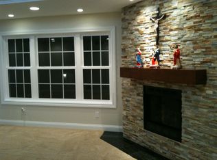 1803 Whistlestop Dr SE, Kentwood, MI 49508
