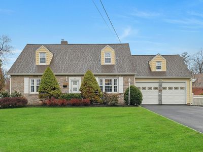 20 Lochland Road, Valhalla, NY, 10595