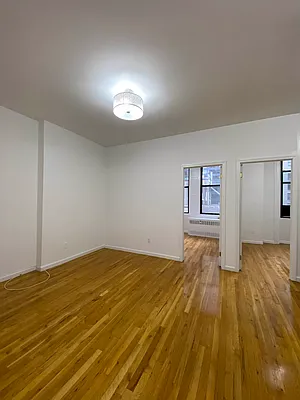 Rented by City Connections Realty | media 10