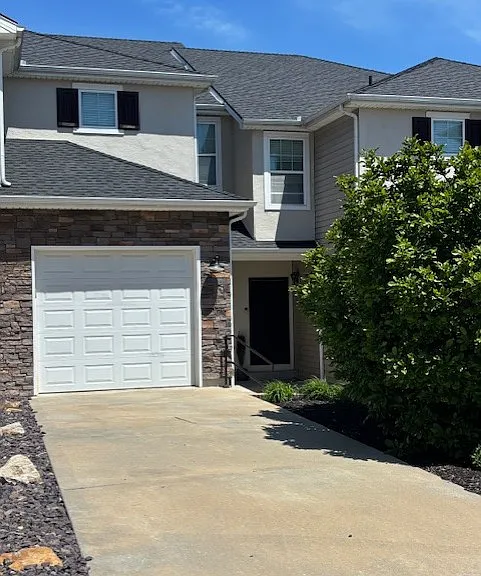 Brand New Black Roof and EXT paint.