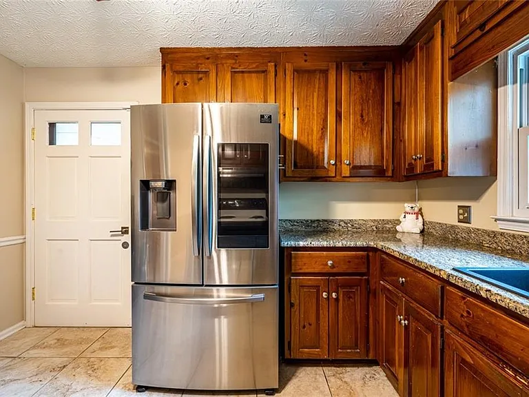 465 Dobbs Rd #B — Photo 12