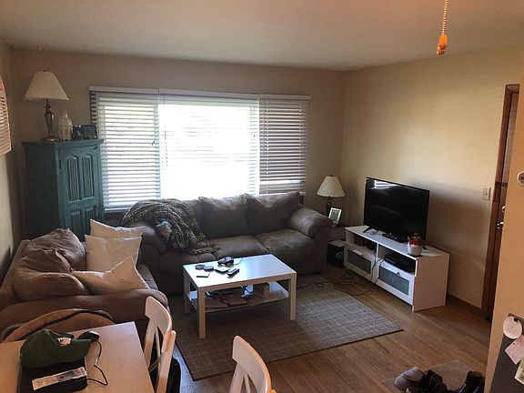 5th image of 5617 Pennsylvania Ave N APT 5